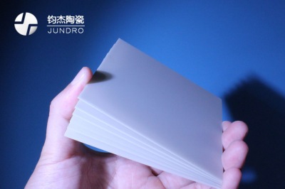 氮化鋁陶瓷基板與氧化鋁陶瓷基板的區別